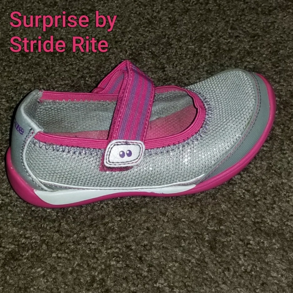 Little girl single velcro strap shoe flats